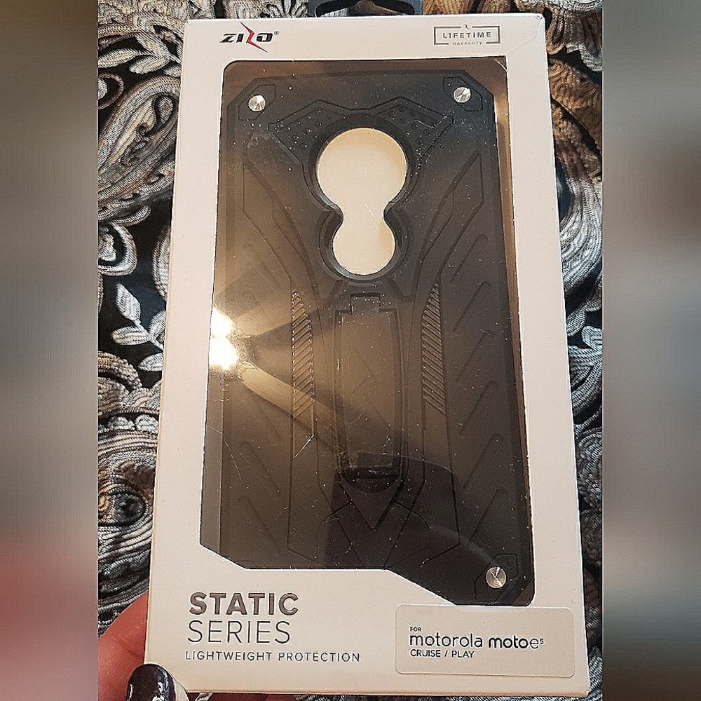 Moto E5 phone case play / cruise